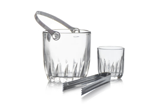 HIELERA CON VASOS.